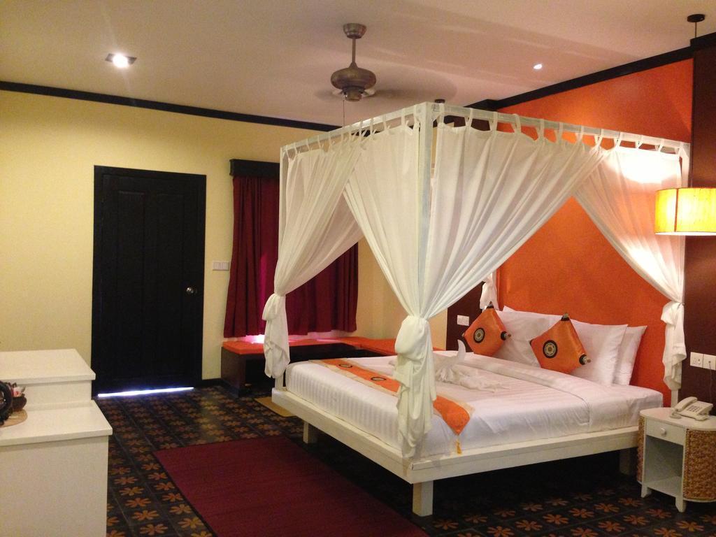 Residence Indochine Suite Siem Reap Bagian luar foto