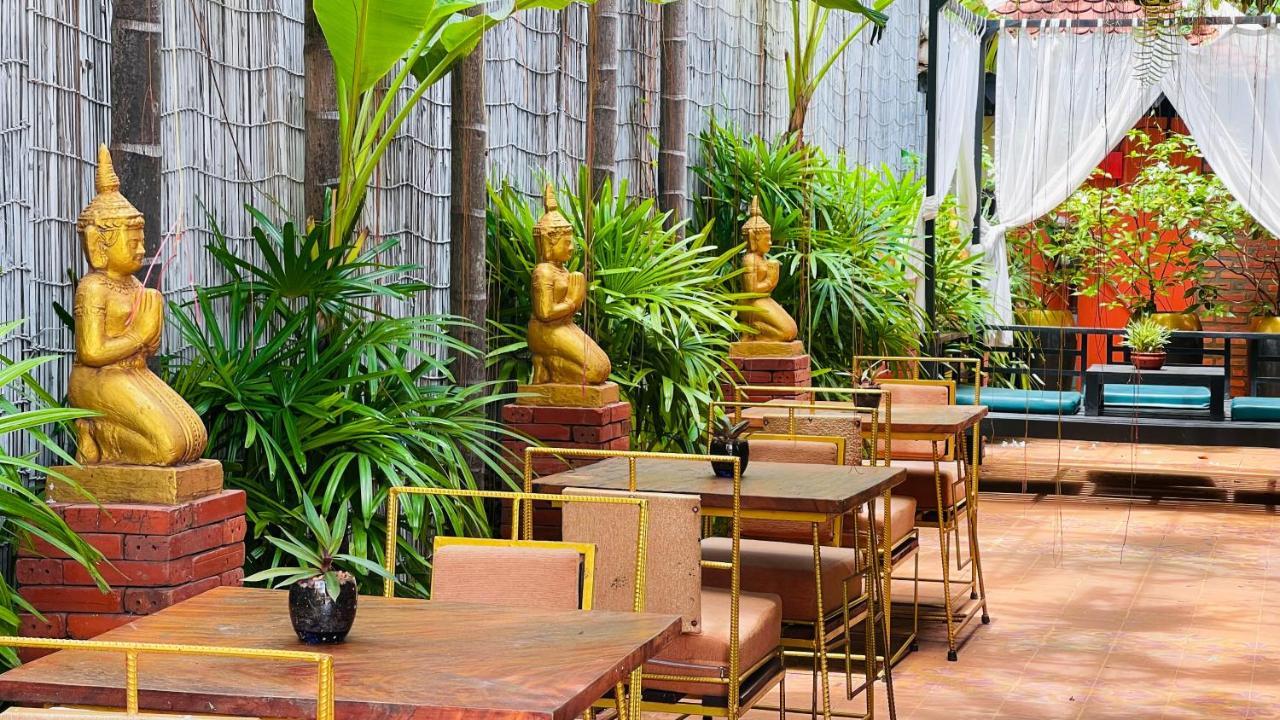 Residence Indochine Suite Siem Reap Bagian luar foto